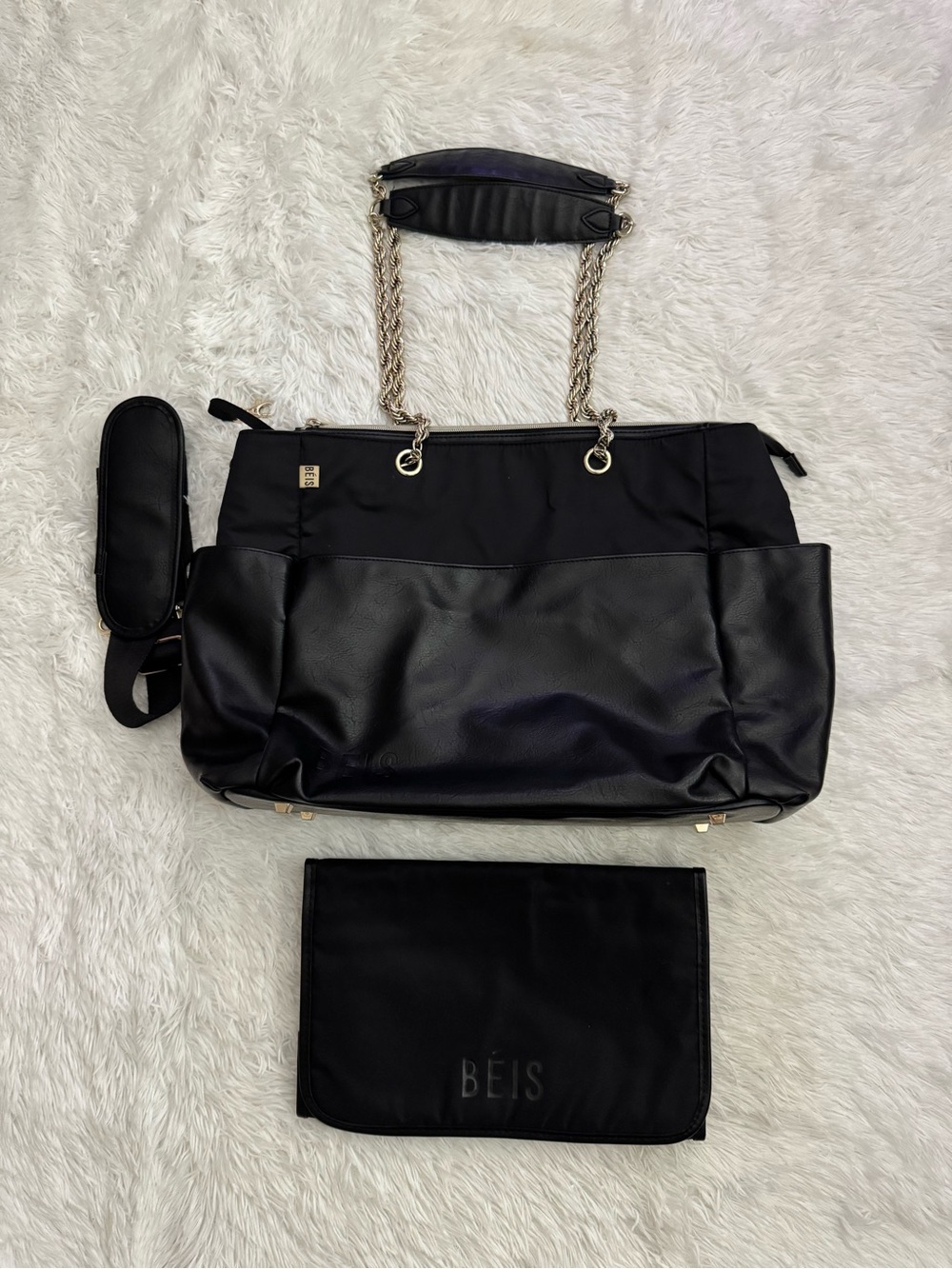 Beis ‘The Diaper Bag’ with Chain Straps and Changing Pad! VGUC